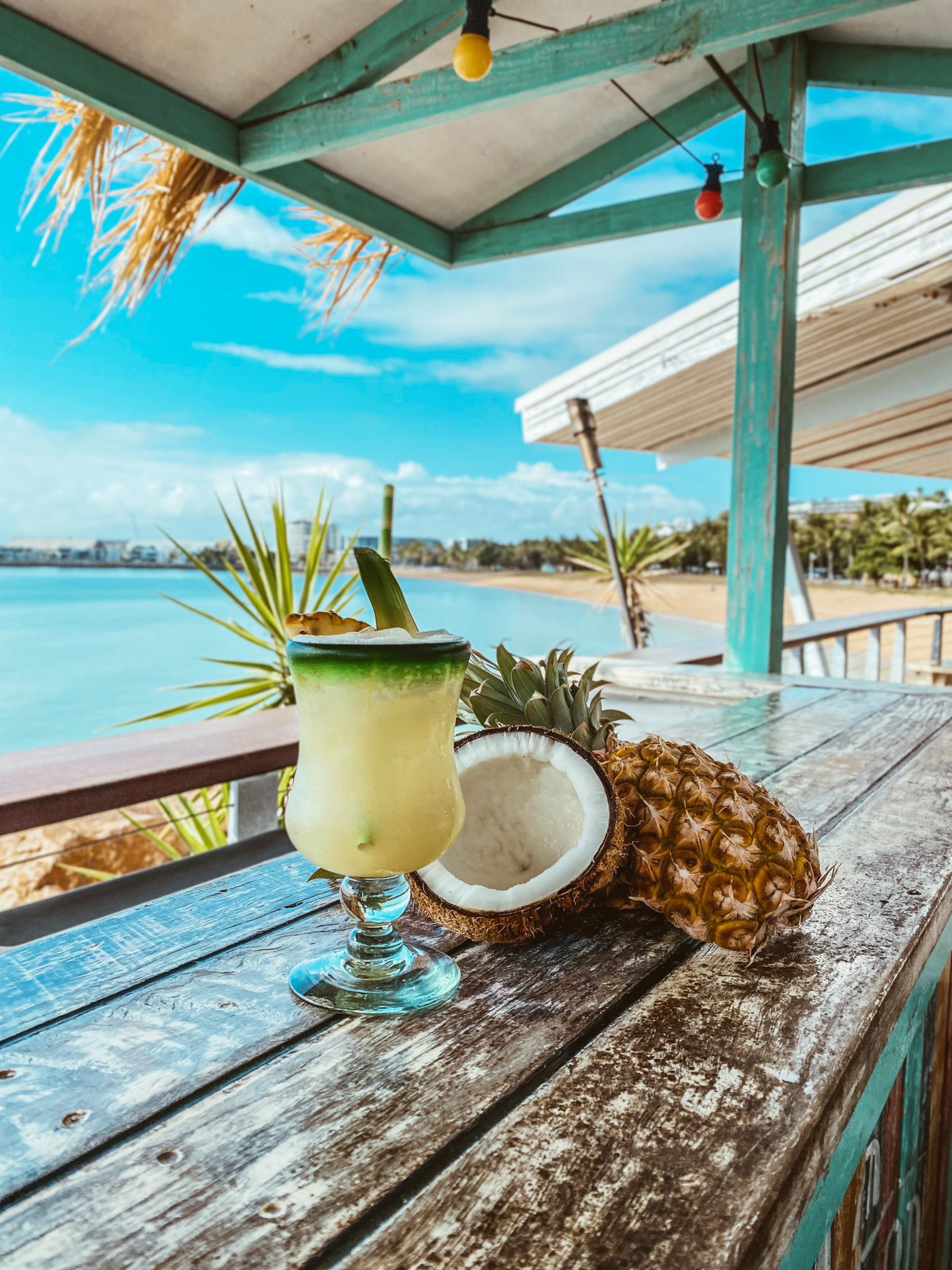 Longboard Bar & Grill